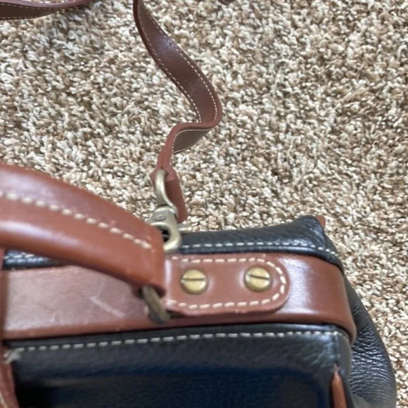 Vintage Talbots Black Brown Crossbody Bag - Picture 7 of 16